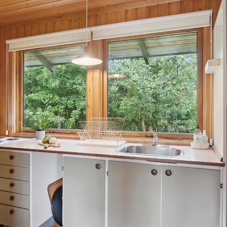 Stunning In With Kitchen Дом отдыха *