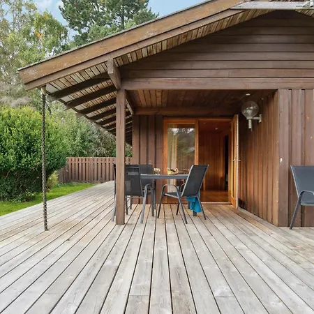 Stunning In With Kitchen Дом отдыха